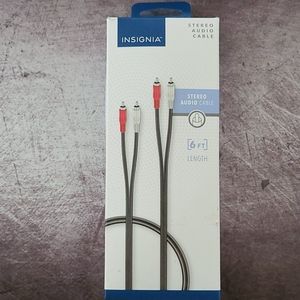 Insignia stereo audio cable 6ft